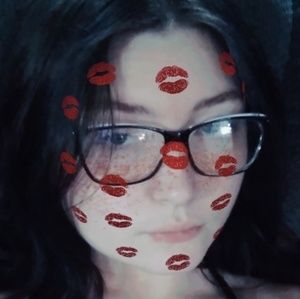 Meet your Posher, Isabella